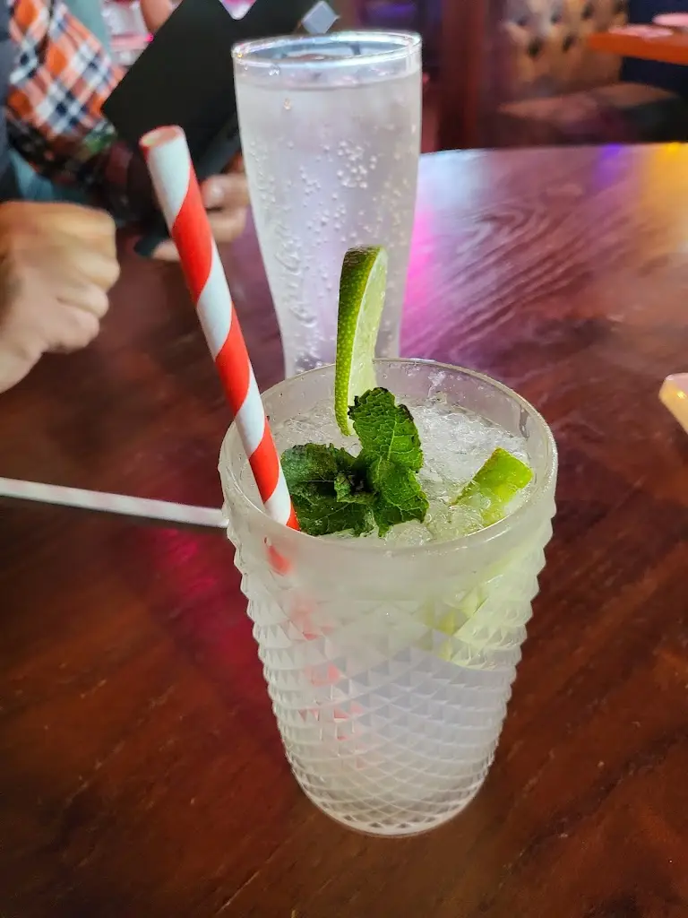 Menu_Oodles n’Oodles_Feltham_image_6