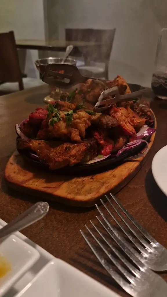 Miranda Turner_Nadee Restaurant_Findern_review