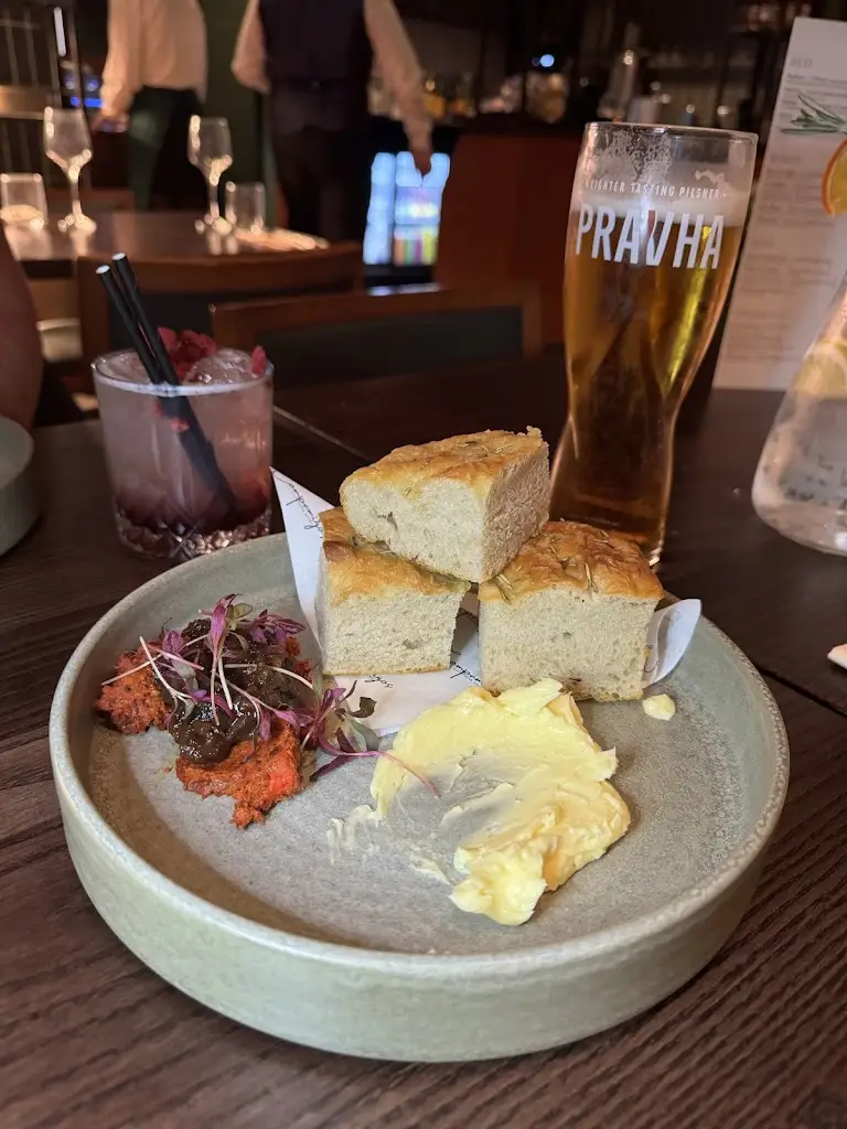 Menu_Compamigos: Eat Drink Share_Findern_image_5