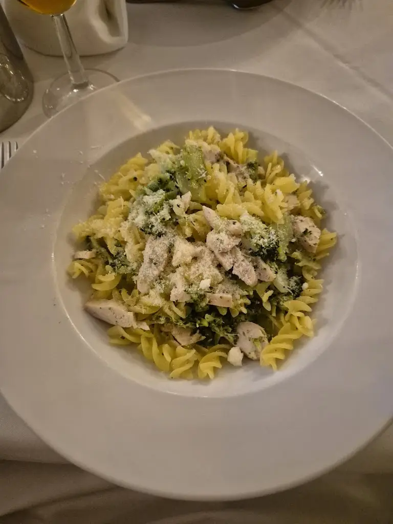 ChloeJane_Il Colosseo_Farnborough_review