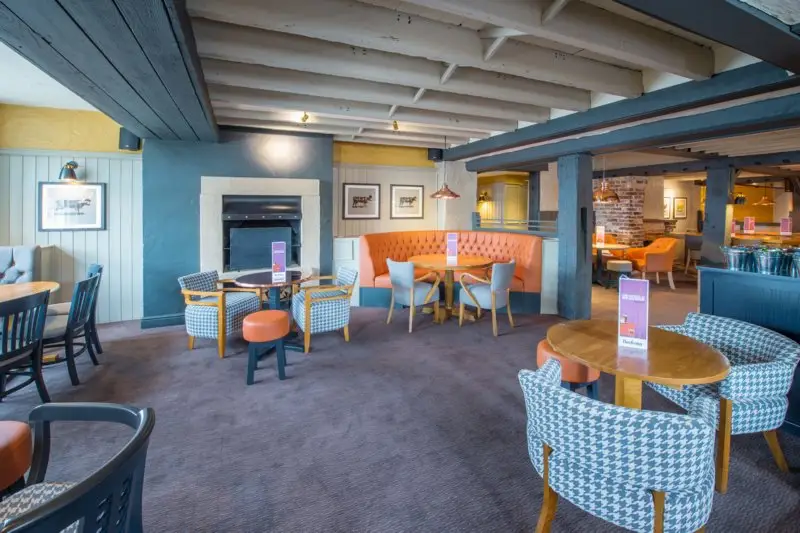 Farnborough Beefeater restaurant in Farnborough