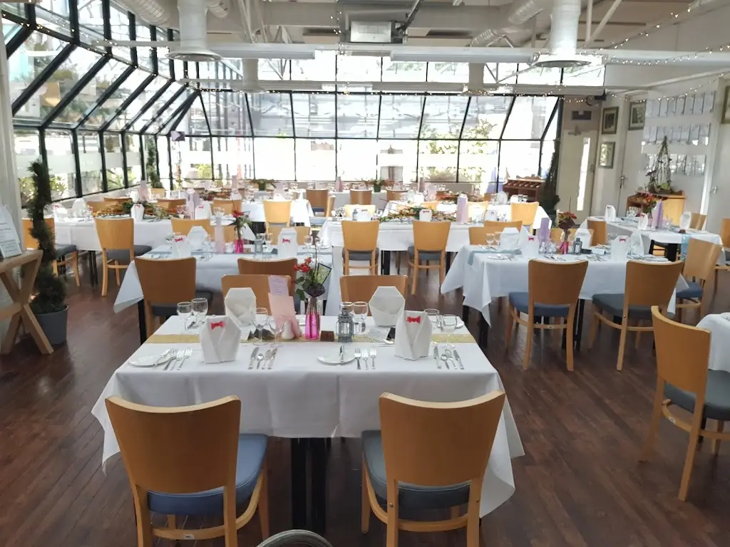 The Gallery Restaurant restaurant in Farnborough