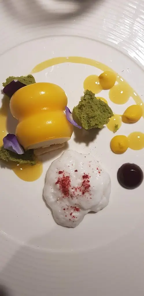 Menu_Brasserie at Aviator_Farnborough_image_8