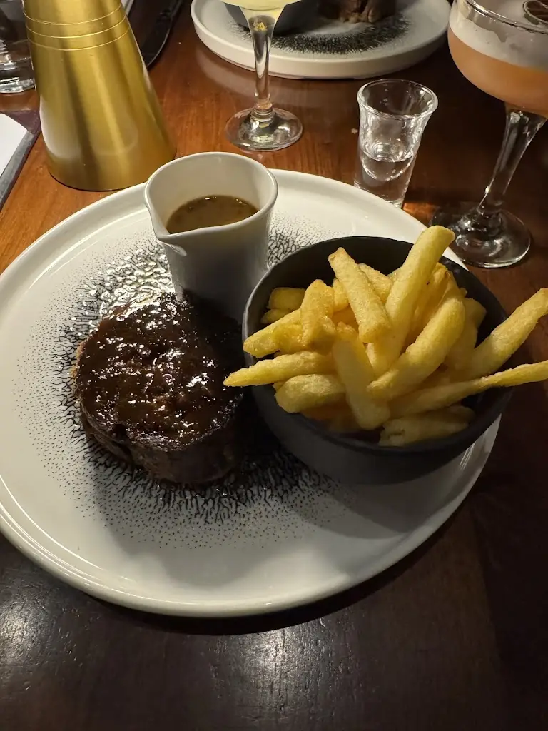 Menu_Brasserie at Aviator_Farnborough_image_9