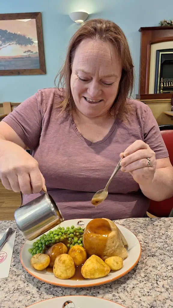 Menu_Poppins Restaurant & Cafe - Farnborough_Farnborough_immagine_9