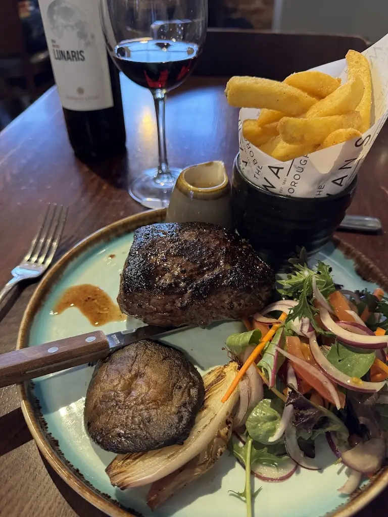 Francis Hook_The Swan_Farnborough_review