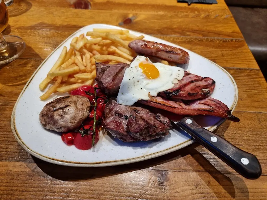 Menu_Sarsen Stones_Farnborough_image_7