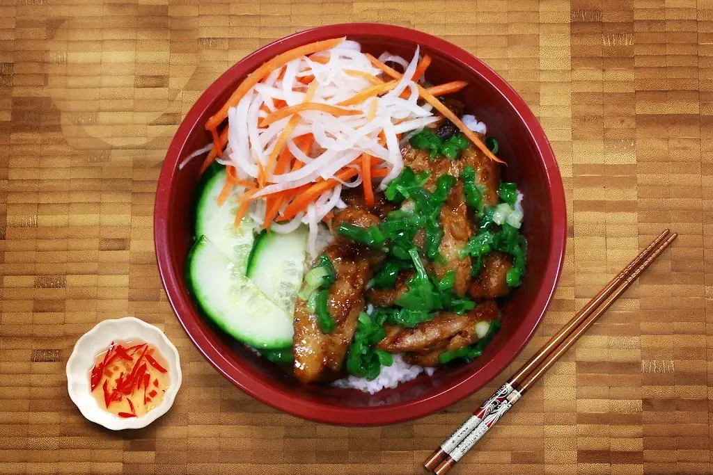 Pho T2_Farnborough_slider_image_3