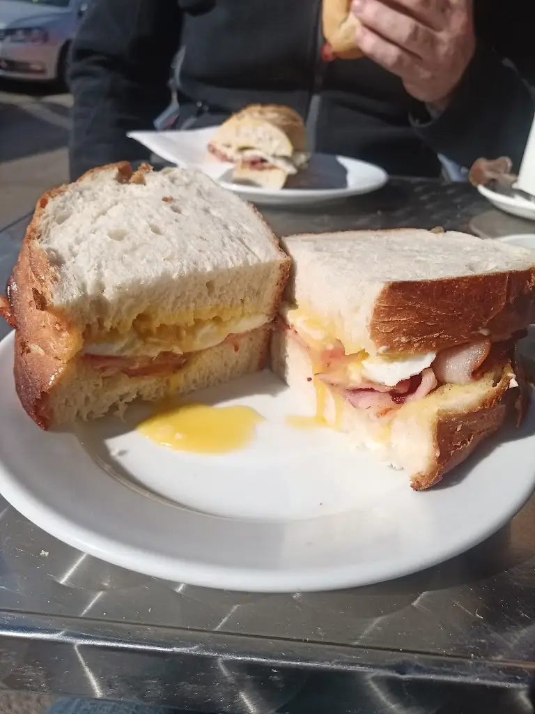 Menu_Daisy's Cafe_Farnborough_image_9