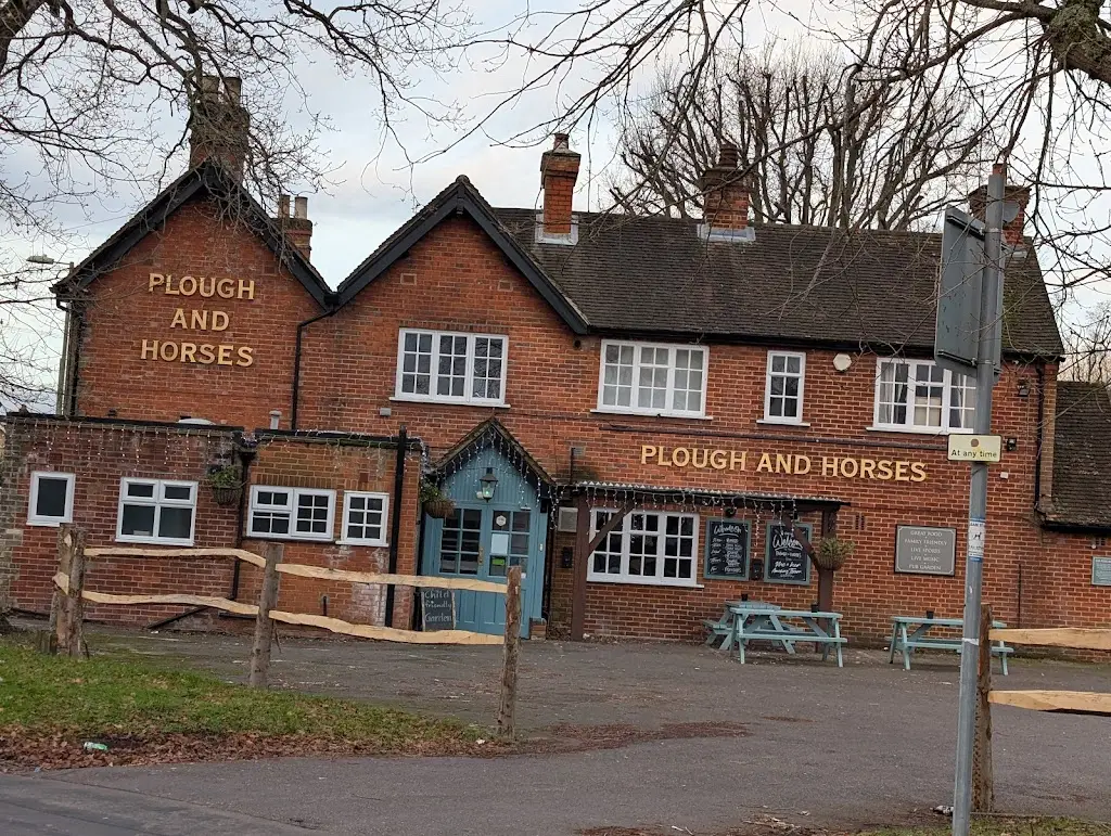 Plough & Horses Pub_Farnborough_slider_image_3