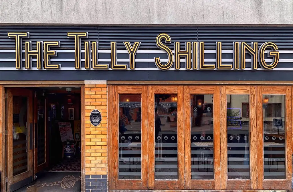 The Tilly Shilling - JD Wetherspoon_Farnborough_slider_image_3