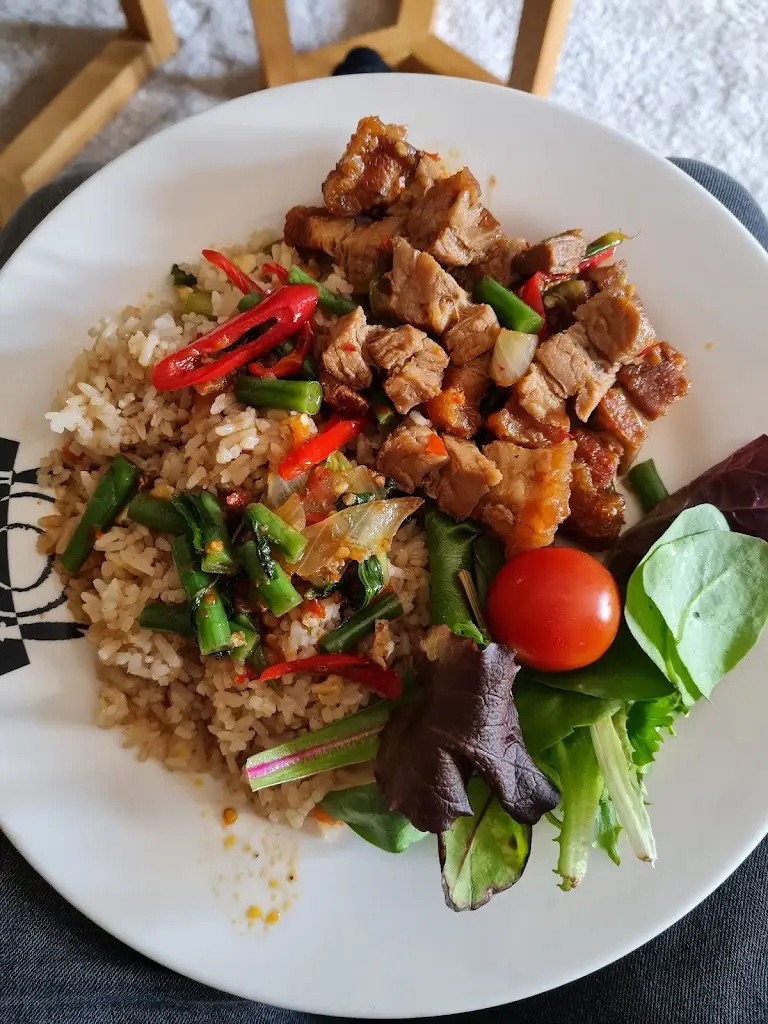 Andy Gill_Jasmine Thai & English Cafe_Ferrybridge_review