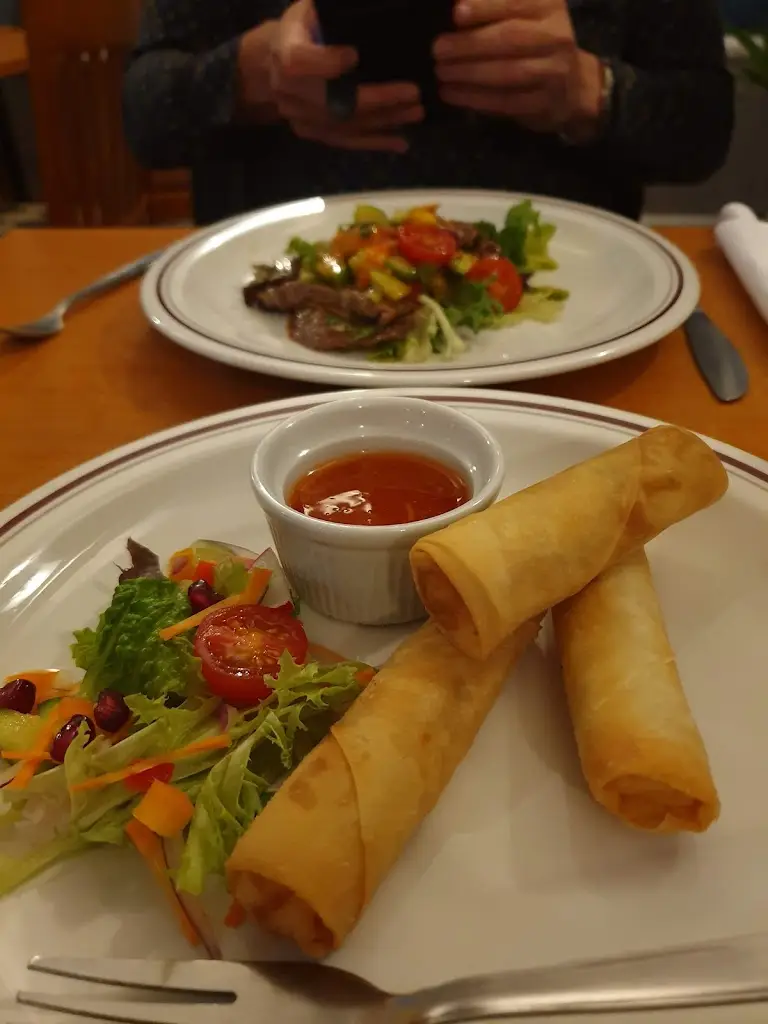 Menu_The Golden Lion_Ferrybridge_image_2