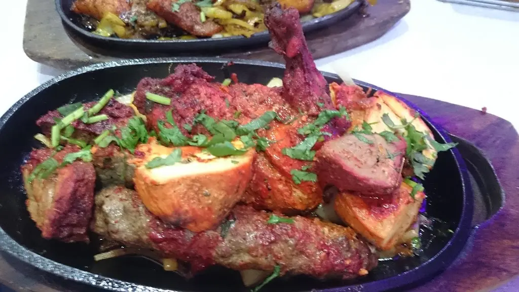 Menu_Ruchee_Ferrybridge_image_3