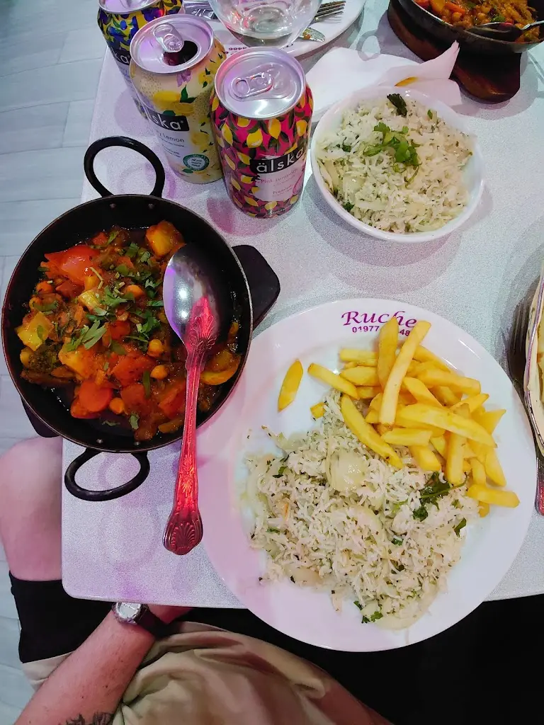 RETRO JAMIE_Ruchee_Ferrybridge_review