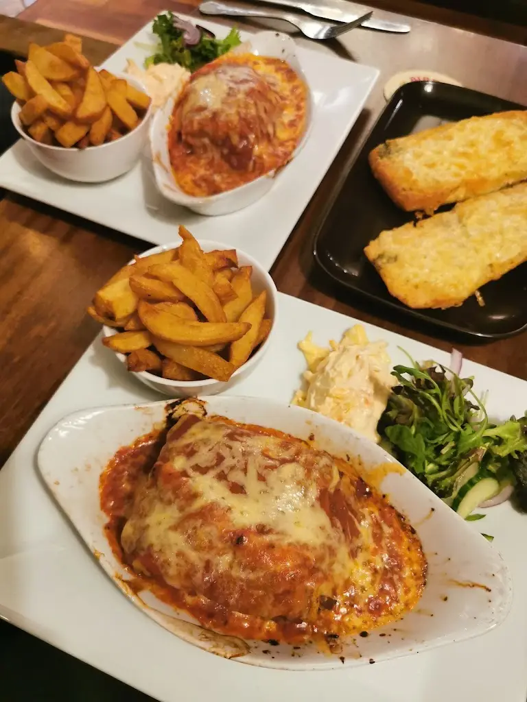 Charlotte “Char”_The Harvey Arms_Finningley_review