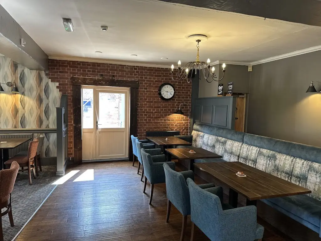 The Harvey Arms_Finningley_slider_image_1