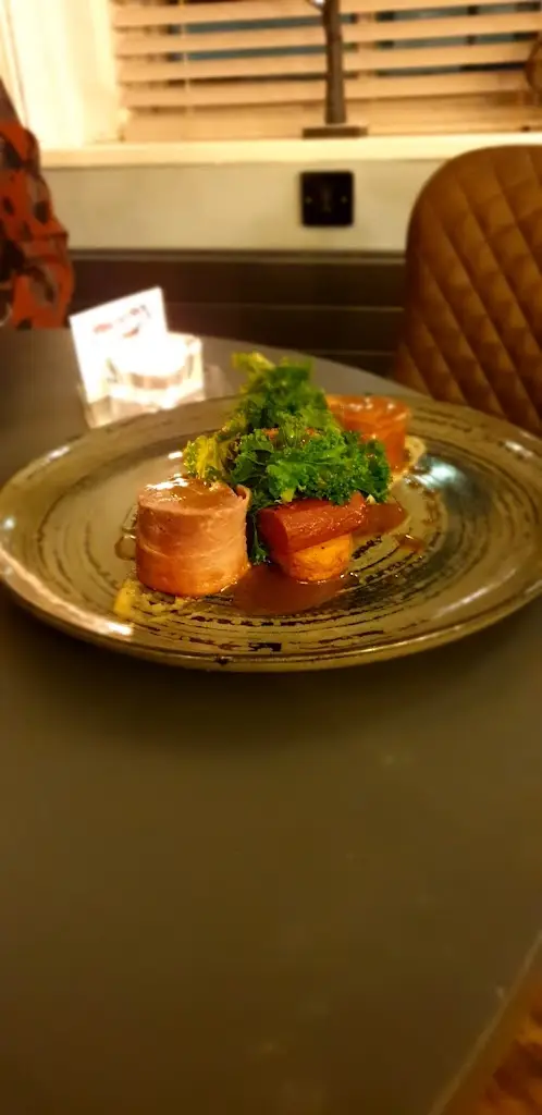 Menu_The Herd & Herb Restaurant_Fishburn_image_9