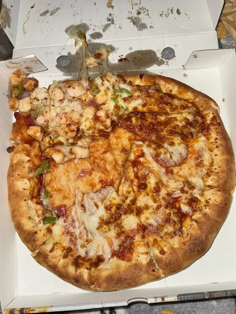 India Hudson_Fishburn Pizza_Fishburn_review