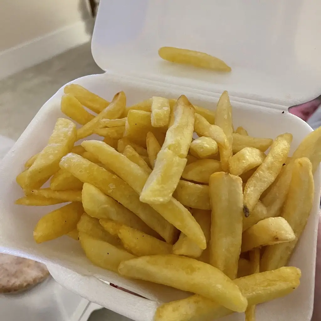 Menu_Ella Pizza_Fishburn_image_2