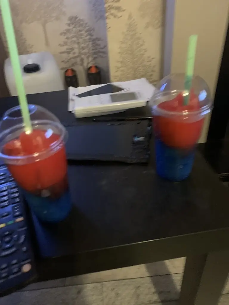 Sammy Gibson_Ella Pizza_Fishburn_review