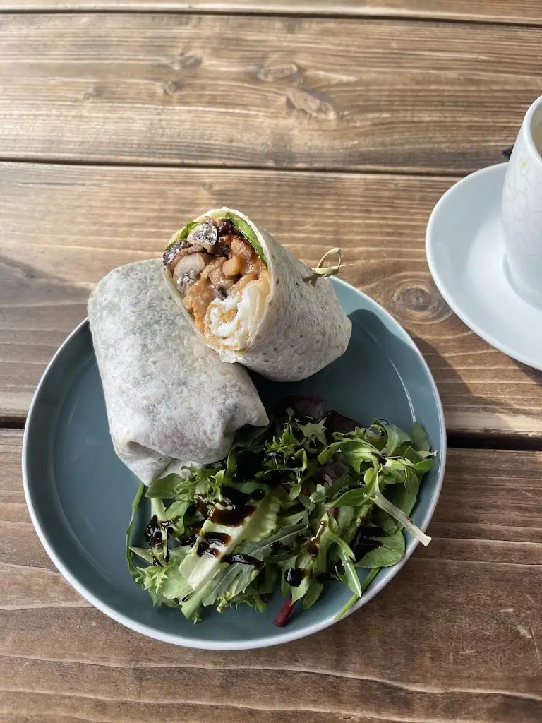 sam cooper_Grandma's Kitchen_Farnworth_review