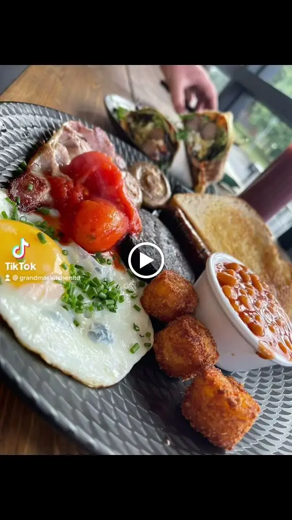 Grandma's Kitchen_Farnworth_slider_image_2