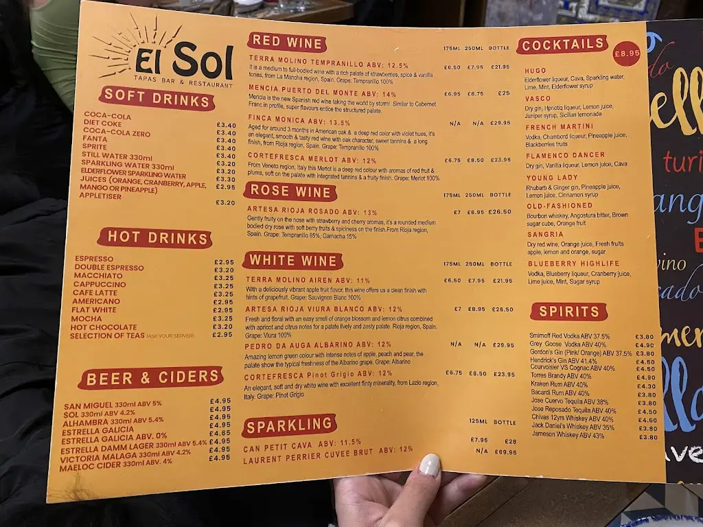 Menü_El Sol Tapas Bar & Restaurant_Aylesham_Bild_4