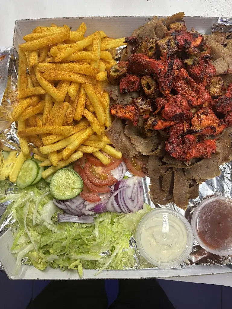 Global Eats_Farnworth_slider_image_2