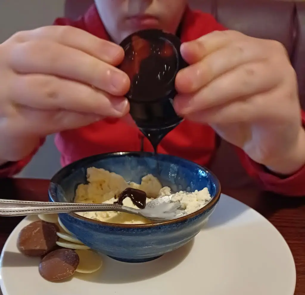 Menu_The Southfields_Farnworth_image_5