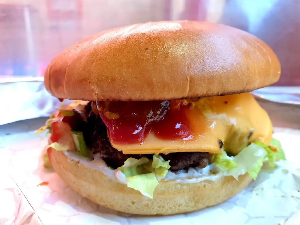 Yasmine Beirut cafe_Farnworth_slider_image_2