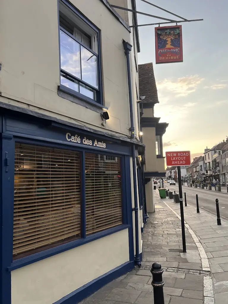 Susanne Prince_Café des Amis_Aylesham_review