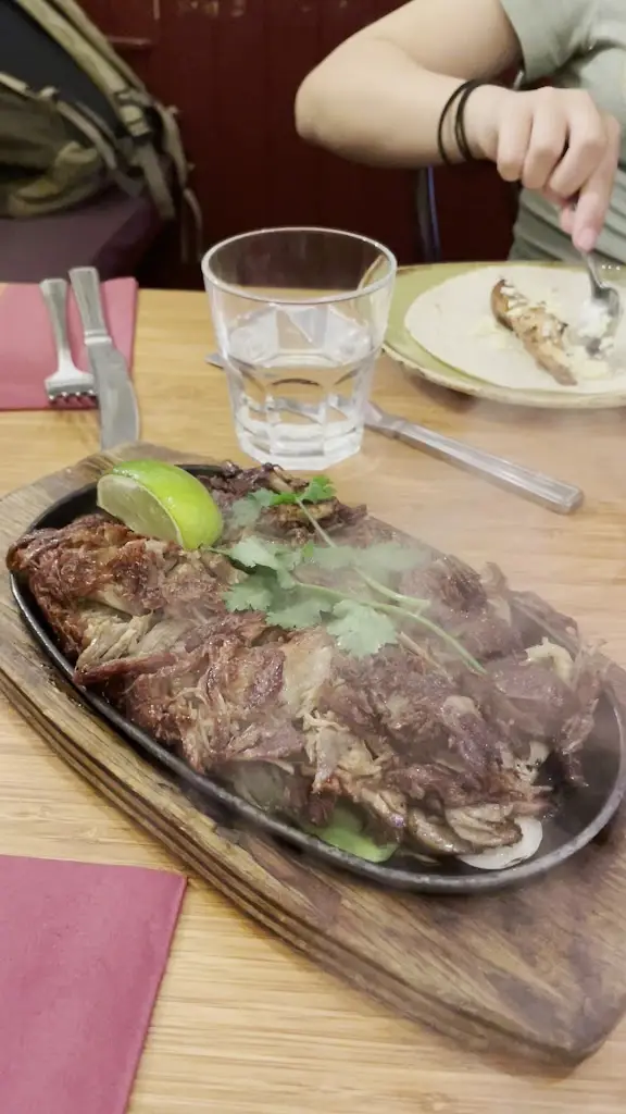 Café des Amis_Aylesham_slider_image_2