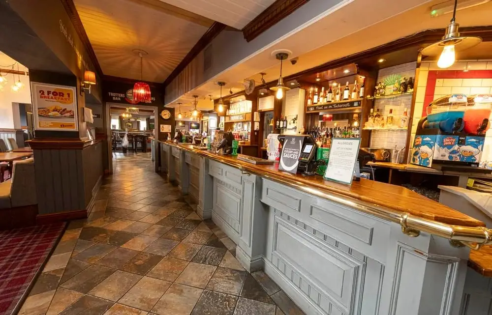 Red Lion restaurant in Farnworth