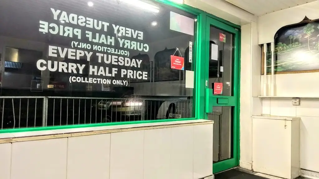 Curry Centre_Farnworth_slider_image_3