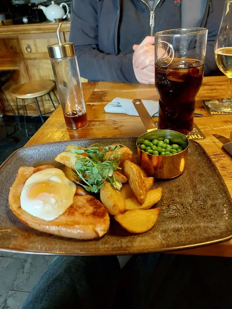 Menu_The Sun Inn - Bar and Kitchen_Flockton_image_3