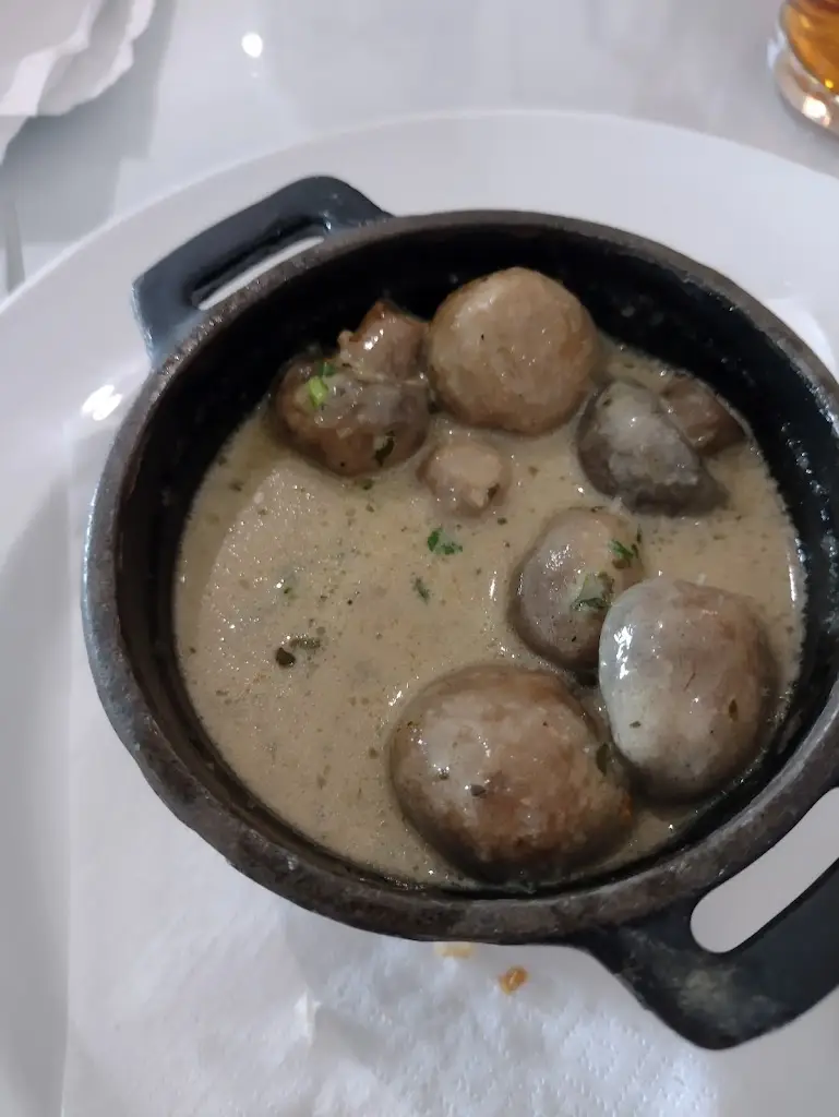 Menu_Garda Restaurant_Flockton_image_7