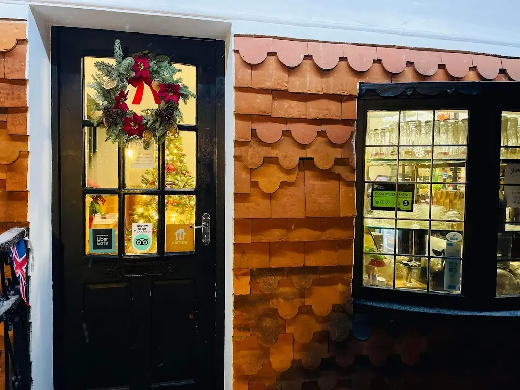 Tajdar Indian Kitchen & Bar Restaurant in Findon