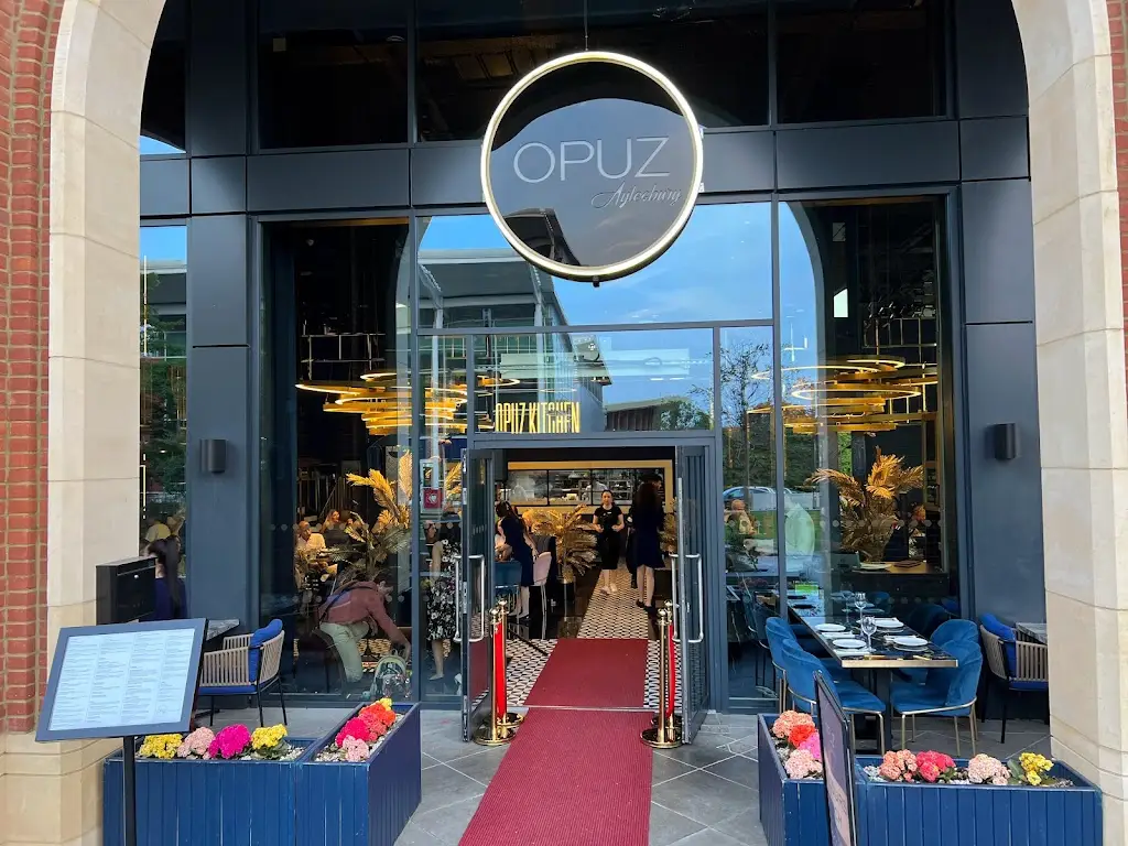 Opuz Aylesbury restaurant in Aylesbury