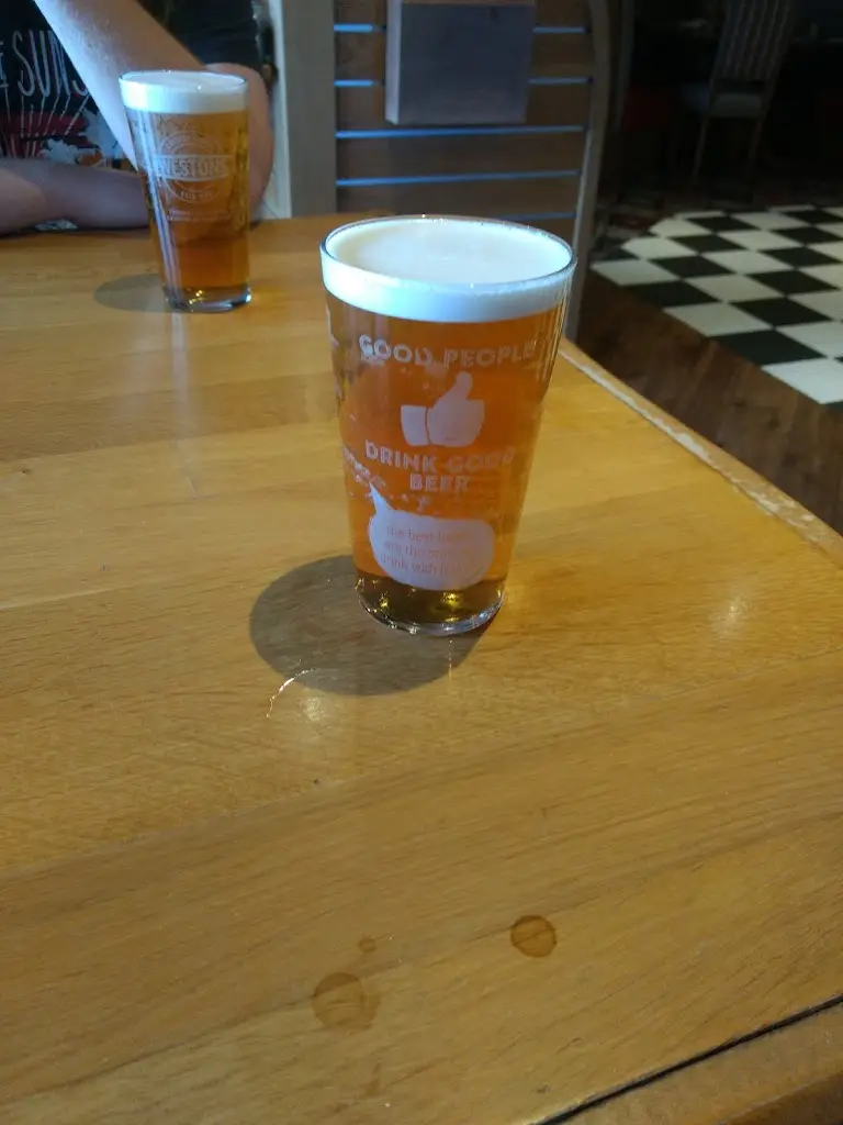 Menu_Three Lights_Fleetwood_image_5