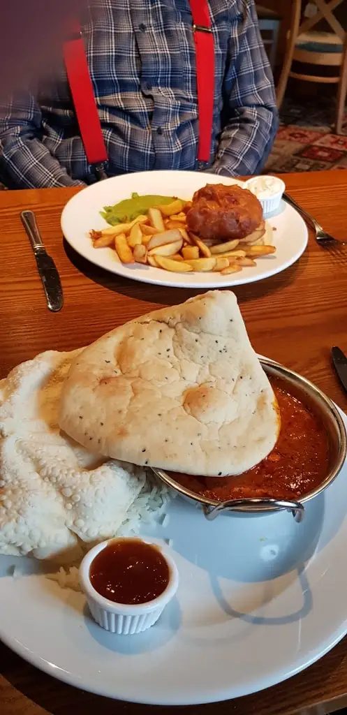 Menu_Three Lights_Fleetwood_image_9