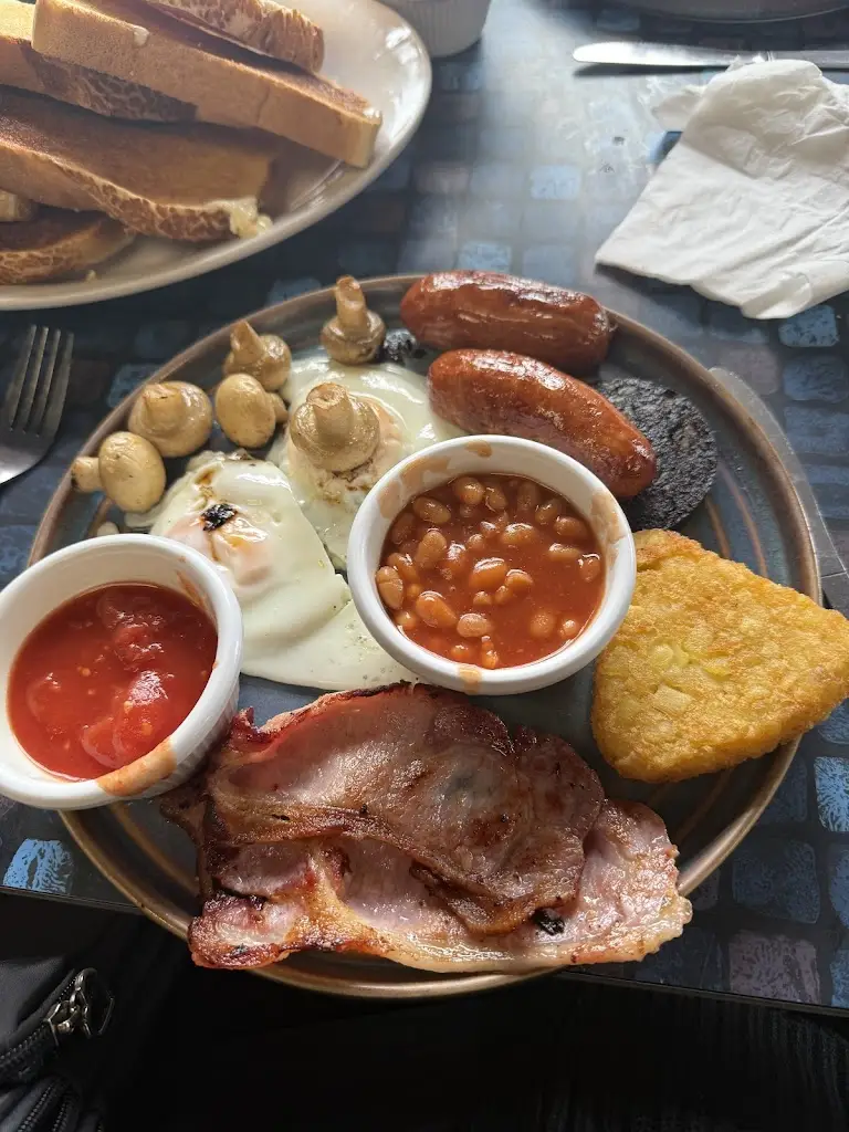 Trina & Ian Dent_Ferry Café_Fleetwood_review