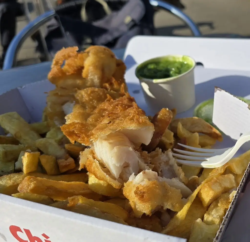 Holly Honeychurch_Ferry Café_Fleetwood_review