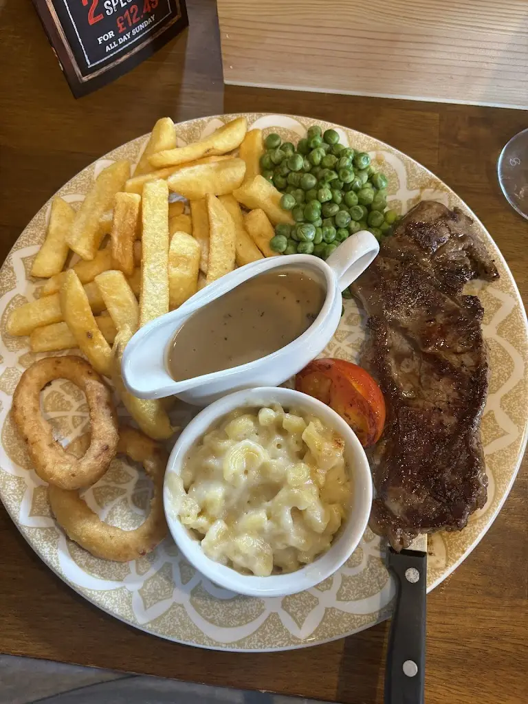 Emily Bye_Bumble Bee_Flitwick_review