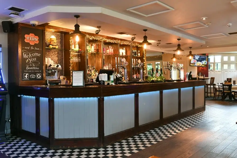 Bumble Bee_Flitwick_slider_image_3