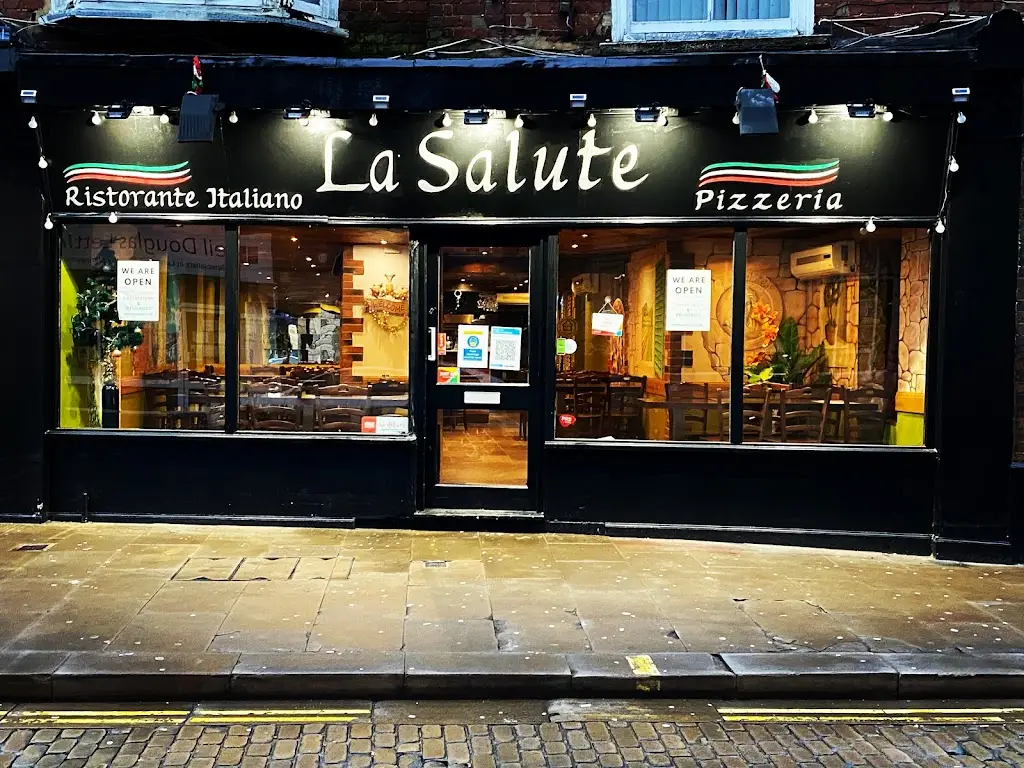 La Salute Italian Restaurant Aylesbury restaurant in Aylesbury