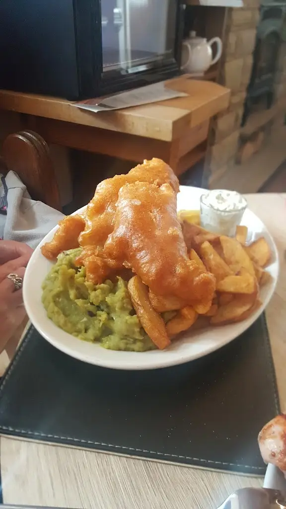 Menu_Hare & Hounds Inn_Foulridge_image_6