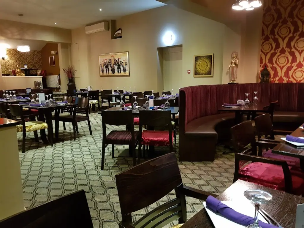 Four Elephants | Indian restaurant Foulridge restaurant in Foulridge