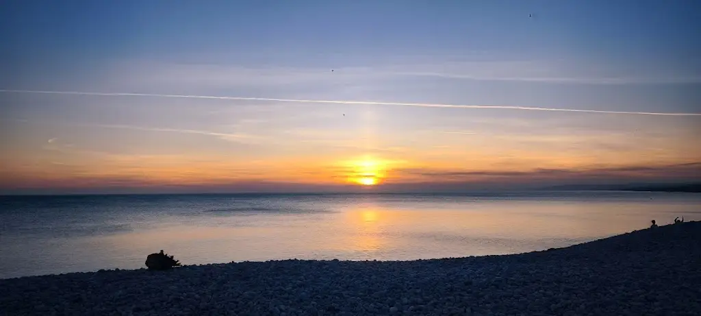 Stuart Blackledge_Quiddles Cafe_Fortuneswell_review