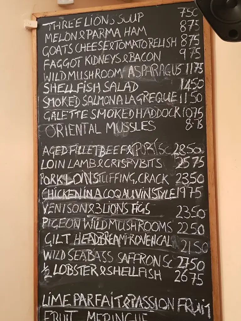 Menu_The Three Lions_Fordingbridge_image_3